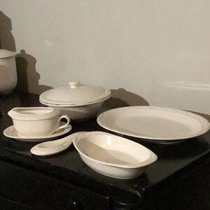 🍽️✨PFALTZGRAFF~ Acadia White 7 pc dinner set